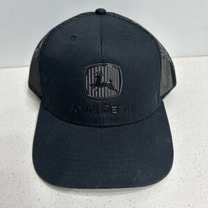 John Deere Liquid Chrome Black Mesh Cap Hat One Size NWOT